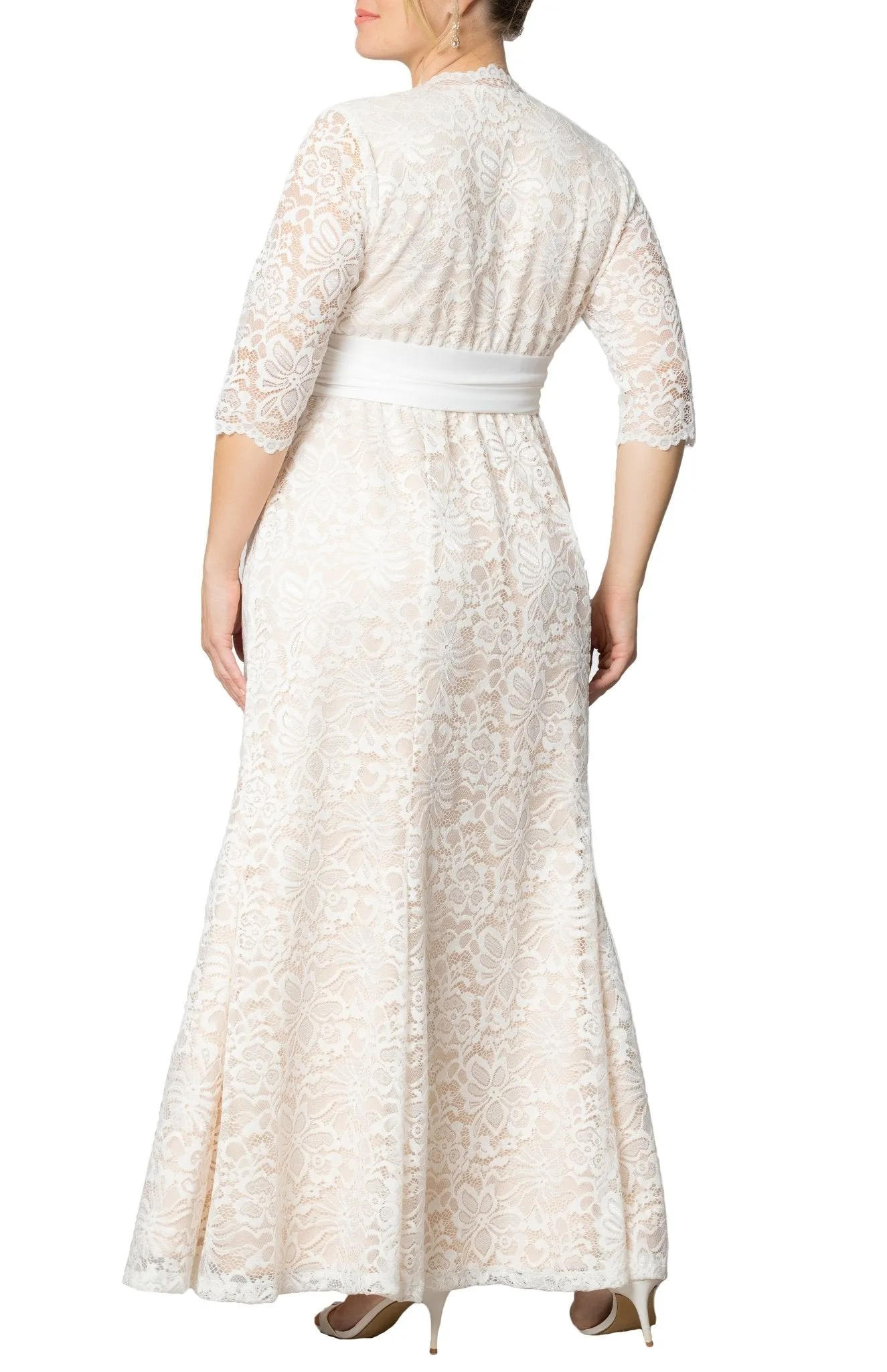 Amour Lace Wedding Gown - Plus