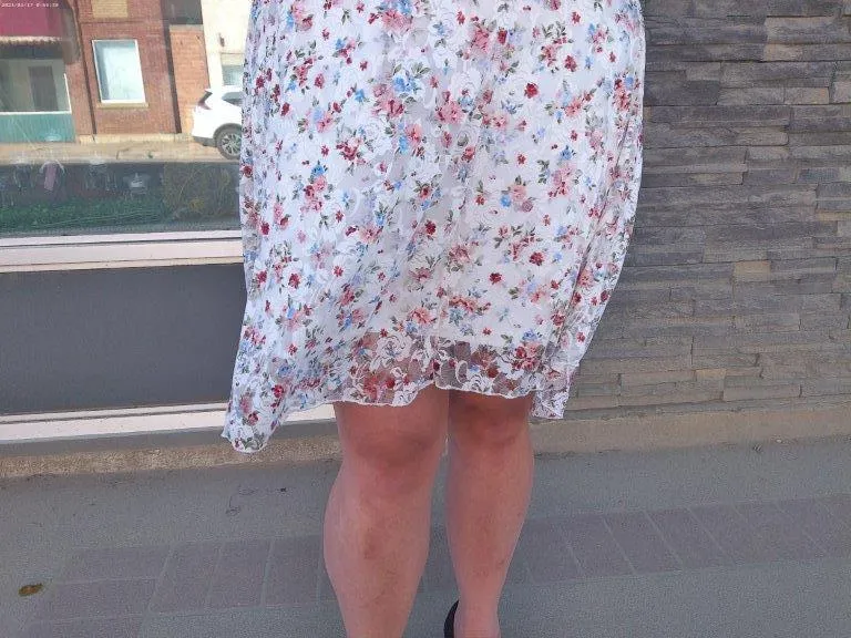 Dress - White Floral Lace/mesh MidiDress