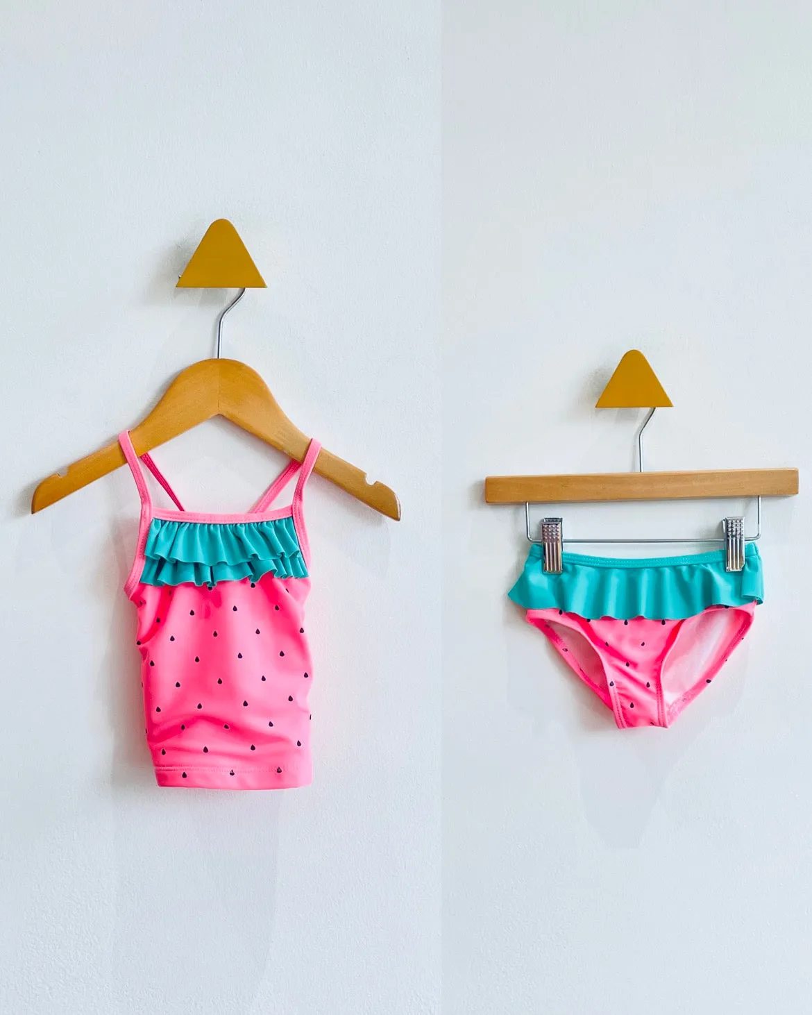 Watermelon Swim Set (tiny mark on top) // 9M